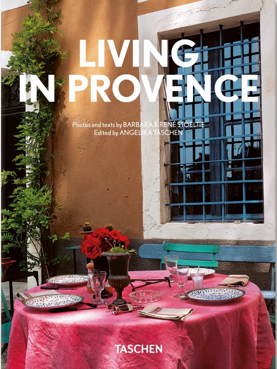 [object Object] «Living in Provence», авторов Барбара Стоэльти, Рене Стоэлти - фото №1