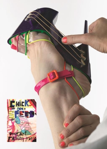 

Chicks on Speed: Don't Art Fashion Music