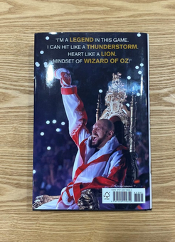 Паперова книга «Gloves Off : Tyson Fury Autobiography», автор Тайсон Фьюрі - фото №3 - мініатюра