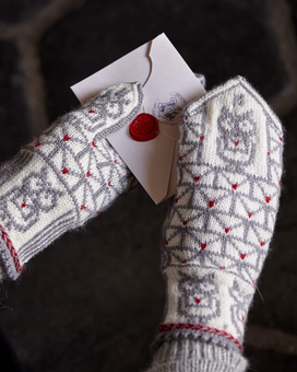 Паперова книга «Harry Potter Knitting Magic», автор Таніс Ґрей - фото №4 - мініатюра