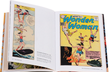 Бумажная книга «The Little Book of Wonder Woman», автор Пол Левиц - фото №3 - миниатюра