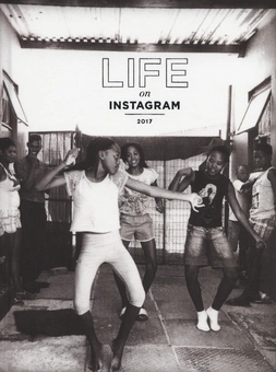 Паперова книга «Life on Instagram» - фото №1 - мініатюра