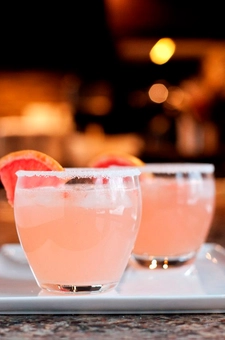 Бумажная книга «Tequila Cocktails», автор Браян Ван Фландерн - фото №12 - миниатюра