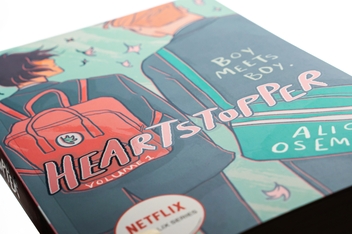Бумажная книга «Heartstopper. Volume One», автор Элис Осман - фото №4 - миниатюра