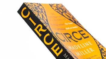 Паперова книга «Circe», автор Мадлен Міллер - фото №4 - мініатюра