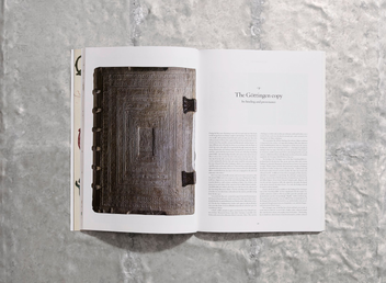 Бумажная книга «The Gutenberg Bible of 1454 (комплект из 2 книг)» - фото №16 - миниатюра