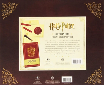 Бумажная книга «Harry Potter: Gryffindor Deluxe Stationery Set» - фото №2 - миниатюра