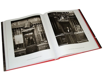Паперова книга «Eugene Atget. Paris», автор Андреас Кразе - фото №5 - мініатюра