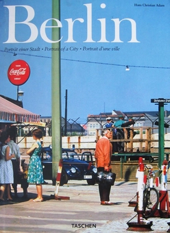 Бумажная книга «Berlin. Portrait of a City», автор Ханс Христиан Адам - фото №2 - миниатюра