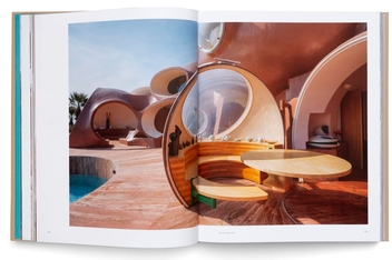 Бумажная книга «Cote d'Azur Living: The Residences and Interiors of the French Riviera» - фото №3 - миниатюра