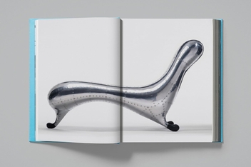 Паперова книга «Marc Newson. Works 84-24», автор Елісон Касл - фото №3 - мініатюра