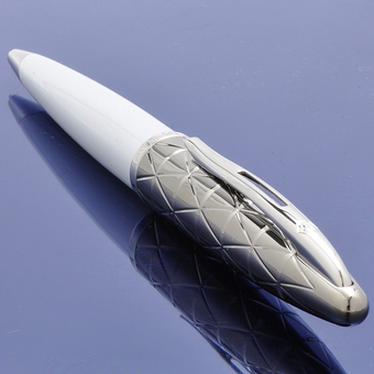  «Шариковая ручка Waterman Carene Deluxe Contemporary White ST (21 206)», бренда Waterman - фото №4 - миниатюра
