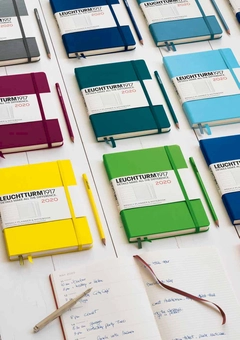 «Еженедельник с заметками Leuchtturm1917 2020 Изумрудный (359885)», бренда Leuchtturm1917 - фото №3 - миниатюра