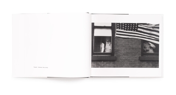 Бумажная книга «Robert Frank: The Americans», авторов Роберт Франк, Джек Керуак - фото №3 - миниатюра