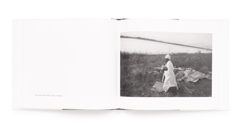 Бумажная книга «Robert Frank: The Americans», авторов Роберт Франк, Джек Керуак - фото №8 - миниатюра