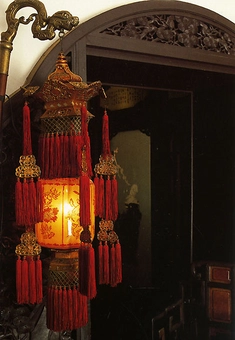 Паперова книга «Living in China», авторів Рето Гунті, Дейзанн МакЛейн - фото №4 - мініатюра
