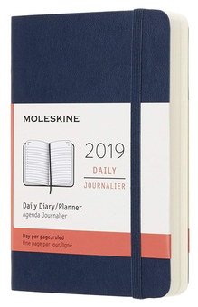  «Ежедневник карманный Moleskine на 2019 год сапфир (DSB2012DC2Y19)», бренда Moleskine - фото №1 - миниатюра