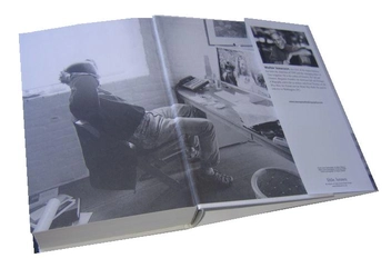 Бумажная книга «Steve Jobs. The Exclusive Biography», автор Уолтер Айзексон - фото №5 - миниатюра