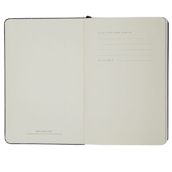  «Записная книжка Moleskine с индексом Черная (QP064F#978-88-8370-165-8)», бренда Moleskine - фото №6 - миниатюра