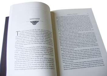 Паперова книга «A Song of Ice and Fire (комплект из 5 книг)», автор Джордж Р. Р. Мартін - фото №12 - мініатюра
