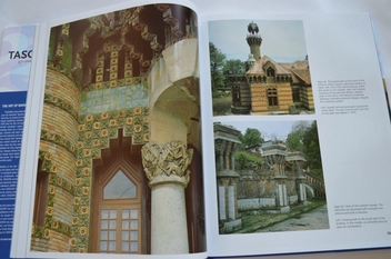 Паперова книга «Gaudi», автор Райнер Зербст - фото №5 - мініатюра