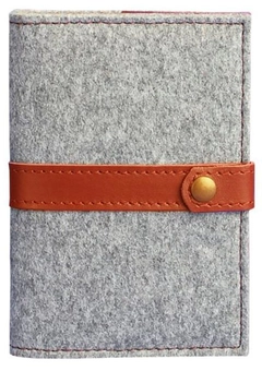  «Обложка для паспорта BlankNote 1.1 Фетр Коньяк (BN-OP-1.1-felt-k)», бренда BlankNote - фото №1 - миниатюра