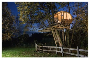 Бумажная книга «Tree Houses. Fairy Tale Castles in the Air», автор Филип Жодидио - фото №15 - миниатюра