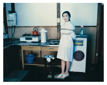 Бумажная книга «Nobuyoshi Araki. Bondage (3 volumes in box)», автор Нобуеси Араки - фото №7 - миниатюра