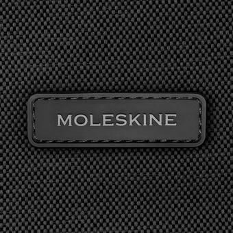  «Рюкзак Moleskine The Backpack Канва Чорний (ET98CCBKBK)», бренду Moleskine - фото №6 - мініатюра