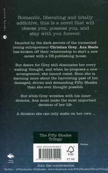 Паперова книга «Fifty Shades Trilogy. Book 2. Fifty Shades Darker», автор Е. Л. Джеймс - фото №2 - мініатюра