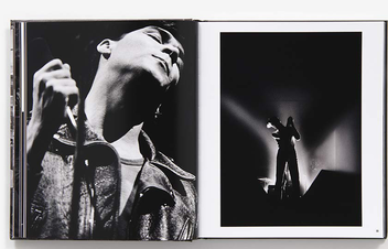 Бумажная книга «Punk, Post Punk, New Wave: Onstage, Backstage, In Your Face, 1978-1991», автор Майкл Грекко - фото №4 - миниатюра