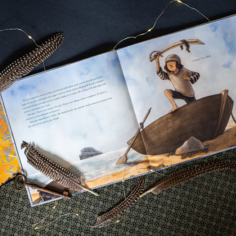 Бумажная книга «Faraway Things», автор Дейв Эггерс - фото №3 - миниатюра