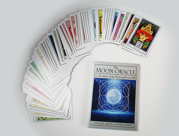 Паперова книга «The Moon Oracle. Let the phases of the Moon guide your life», авторів Керолайн Сміт, Джон Астроп - фото №4 - мініатюра