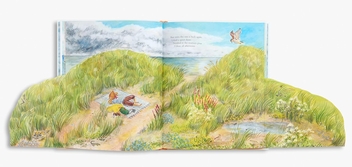 Бумажная книга «Mouse by the Sea: A Holiday in Nature», автор Элис Мелвин - фото №3 - миниатюра