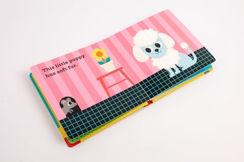 Бумажная книга «This Little Puppy: A Touch and Feel Book» - фото №4 - миниатюра