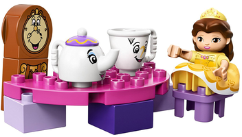  «Конструктор LEGO DUPLO Чаепитие у Белль 19 деталей (10877)», бренда LEGO - фото №3 - миниатюра
