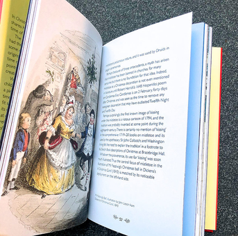 Паперова книга «Christmas Traditions», автор Джордж Гудвін - фото №2 - мініатюра