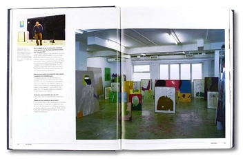 Паперова книга «Sanctuary. Britain's Artists and their Studios» - фото №3 - мініатюра