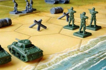  «Настольная игра Days Of Wonder Memoir'44 (7301)», бренда Days Of Wonder - фото №3 - миниатюра