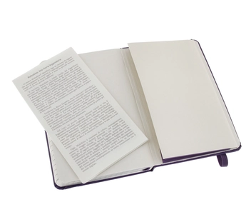  «Карманная записная книжка Moleskine Classic Coloured Фиолетовая в клетку (MM712H1F#978-88-6613-643-9)», бренда Moleskine - фото №8 - миниатюра
