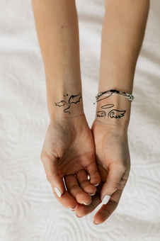  «Тимчасове тату Tattooshka Янгол чи чортеня (WM-189)», бренда Tattooshka - фото №3 - миниатюра