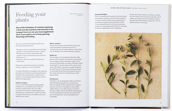 Паперова книга «How to Grow Your Dinner Without Leaving the House», автор Клер Ратінон - фото №4 - мініатюра