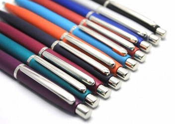  «Шариковая ручка Sheaffer VFM Strobe Silver (Sh940025)», бренда Sheaffer - фото №2 - миниатюра