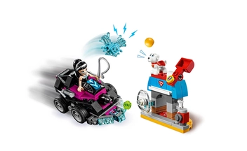  «Конструктор LEGO DC Super Hero Girls Танк Лашины 145 элементов (41233)», бренда LEGO - фото №4 - миниатюра