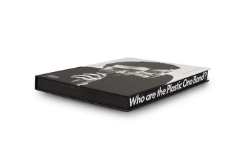 Бумажная книга «John & Yoko. Plastic Ono Band», авторов Йоко Оно, Джон Леннон - фото №3 - миниатюра