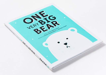 Бумажная книга «One Very Big Bear», автор Алиса Бриер-Аке - фото №6 - миниатюра