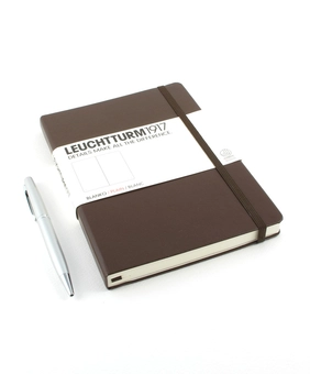  «Записная книжка LEUCHTTURM1917 Medium чистые листы коричневая (339582)», бренда Leuchtturm1917 - фото №2 - миниатюра