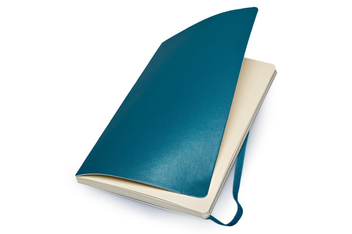 «Записная книжка Moleskine Classic Soft в линейку бирюзовая (QP616B6)», бренда Moleskine - фото №4 - миниатюра