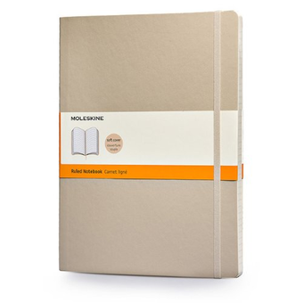 «Записная книжка Moleskine Classic Soft в линейку 19х25 см бежевая (QP621G4#9788867323746)», бренда Moleskine - фото №1 - миниатюра