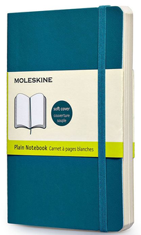  «Записная книжка Moleskine Coloured в мягком переплете Аквамарин нелинованная (978-88-6732-371-5#9788867323715#QP618B6)», бренда Moleskine - фото №2 - миниатюра